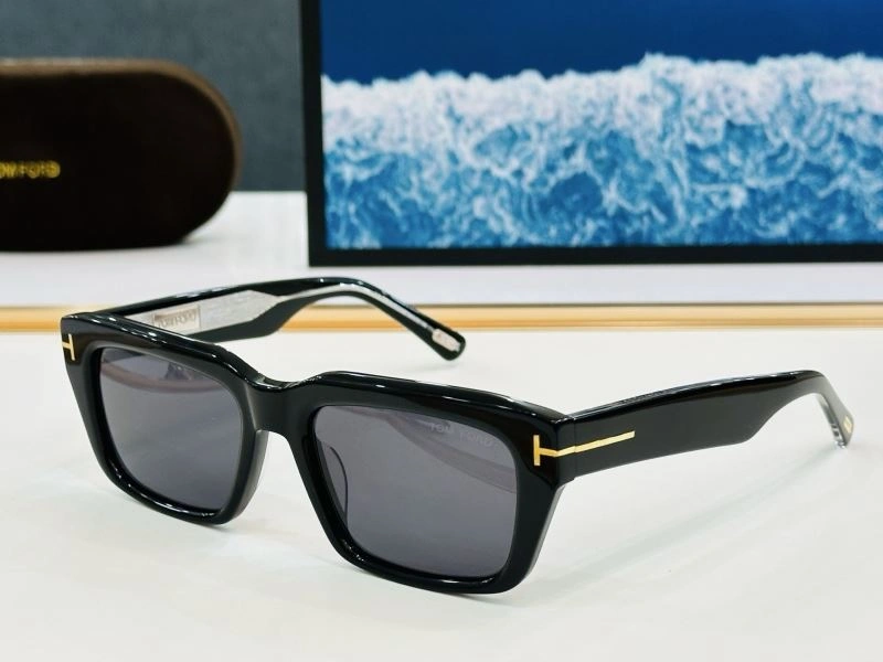 Tom Ford Sunglasses DailyWear 282365