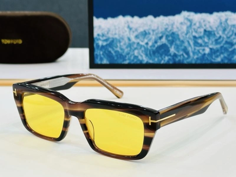 Tom Ford Sunglasses DailyWear 282365
