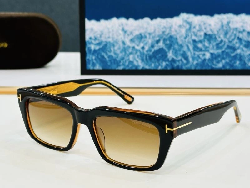 Tom Ford Sunglasses DailyWear 282365