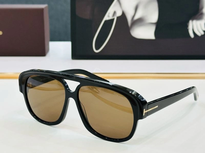 Efficient Tom Ford Sunglasses 282369