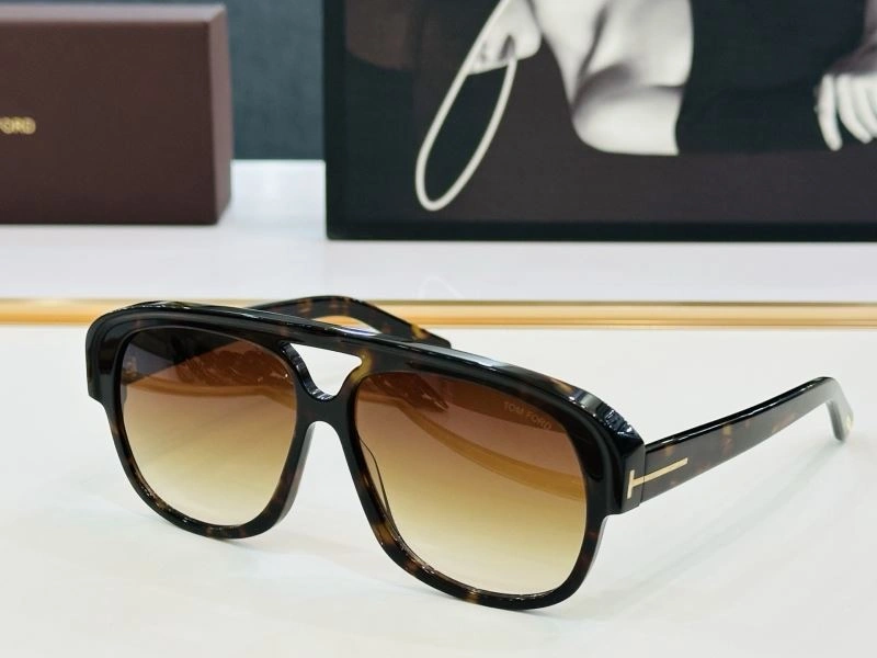 Efficient Tom Ford Sunglasses 282369