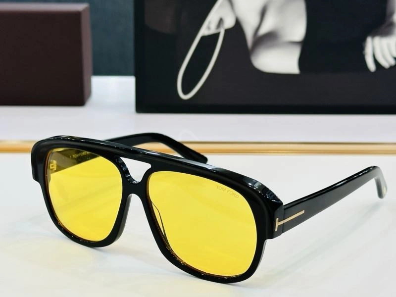 Efficient Tom Ford Sunglasses 282369