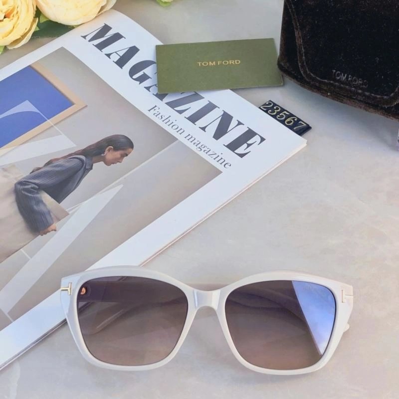 Resilient Tom Ford Sunglasses 282356