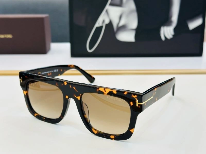 ModernLook Tom Ford Sunglasses 282374