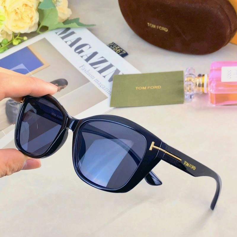 Durable Tom Ford Sunglasses 282355