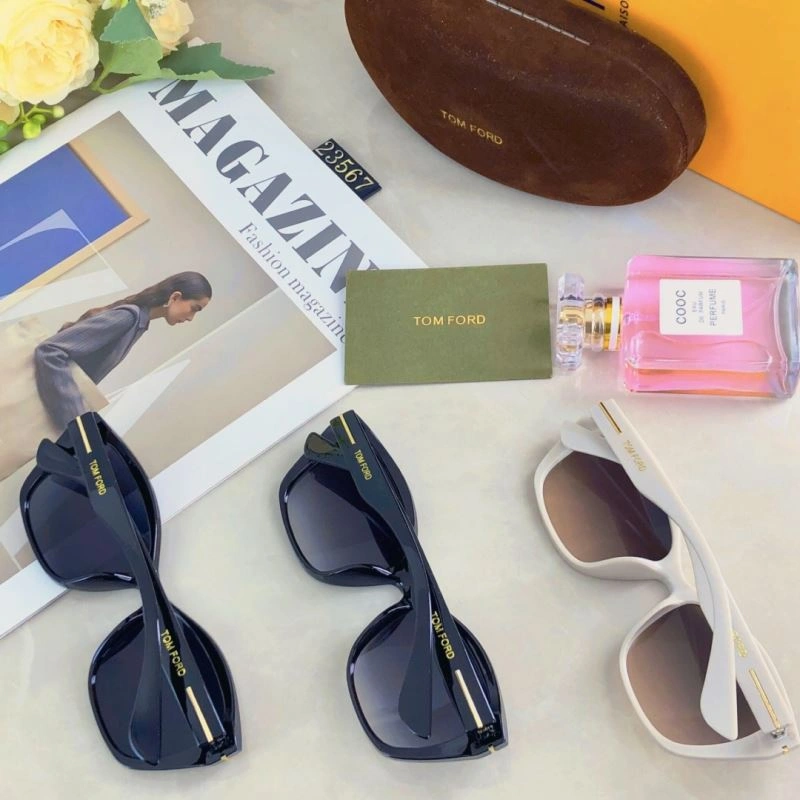 Durable Tom Ford Sunglasses 282355