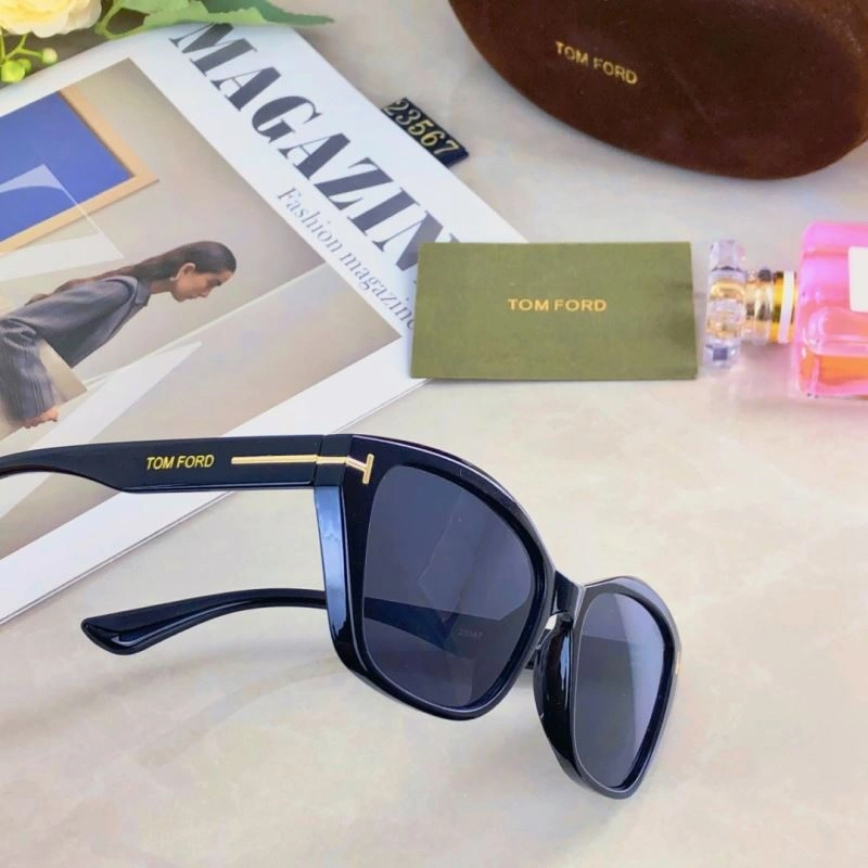 Durable Tom Ford Sunglasses 282355