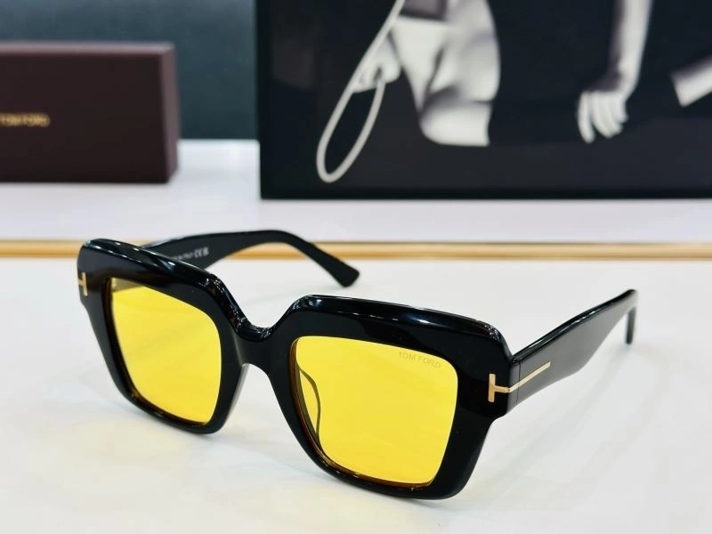 Durable Tom Ford Sunglasses 282357