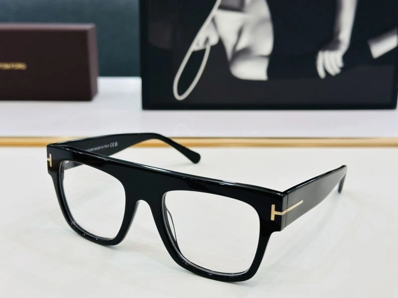 Durable Tom Ford Sunglasses 282361