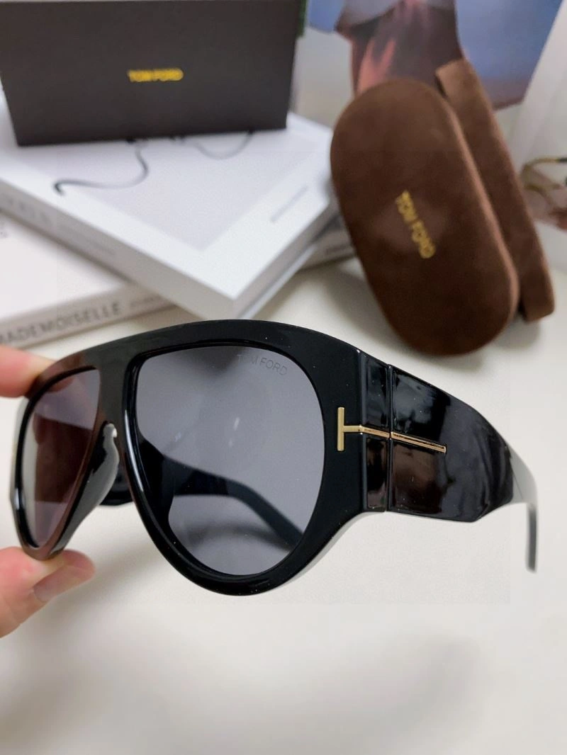Tom Ford Sunglasses Functional 282349
