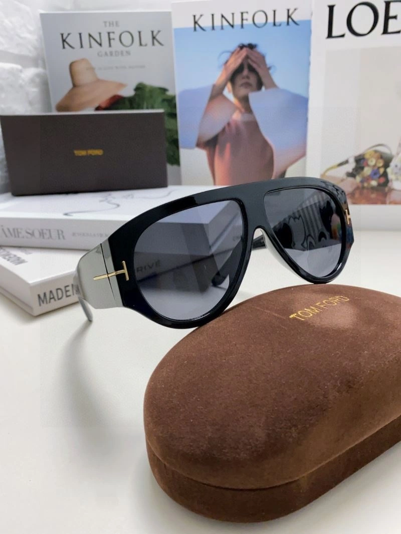 Tom Ford Sunglasses Functional 282349