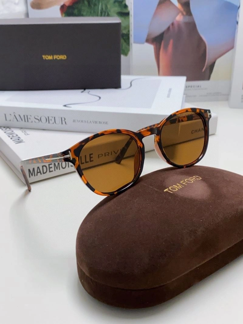 WaterResistant Tom Ford Sunglasses 282345