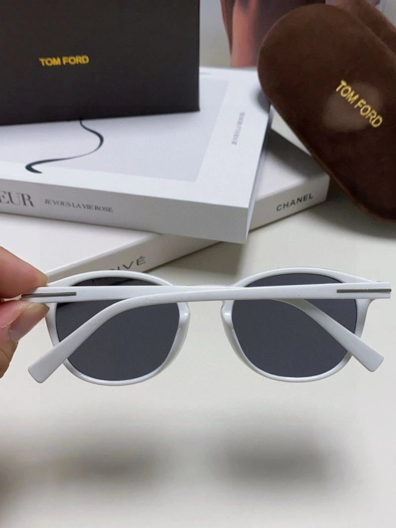 Tom Ford Sunglasses EasyMatch 282348