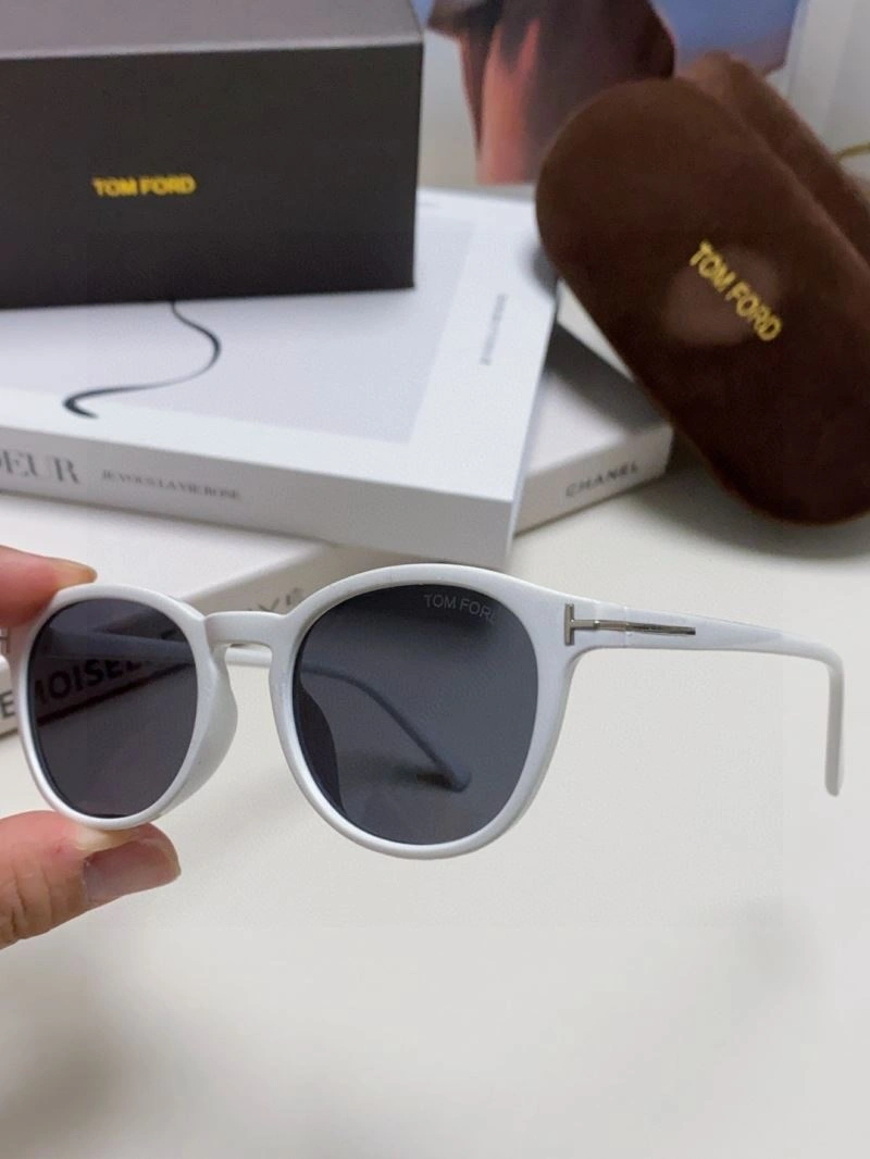 Tom Ford Sunglasses EasyMatch 282348
