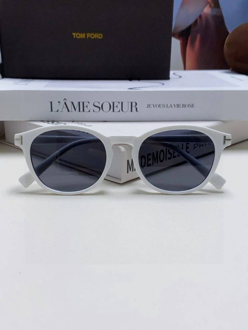 Tom Ford Sunglasses EasyMatch 282348