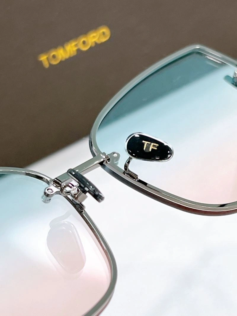 Tom Ford Sunglasses Lightweight 282424