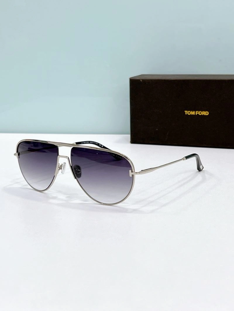 Tom Ford Sunglasses Chic 282423