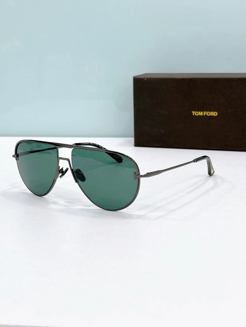 Tom Ford Sunglasses Chic 282423