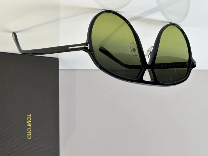 Tom Ford Sunglasses Sleek 282397