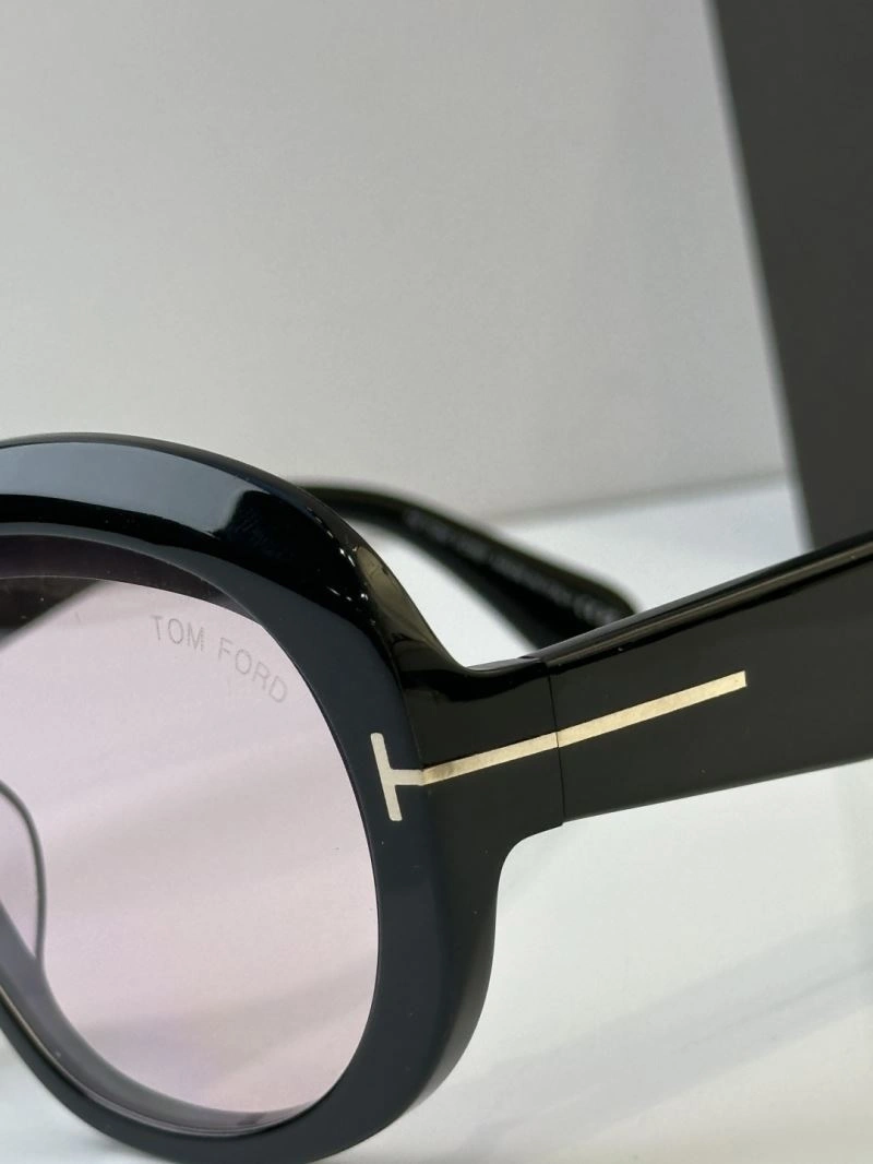 Tom Ford Sunglasses Lightweight 282412