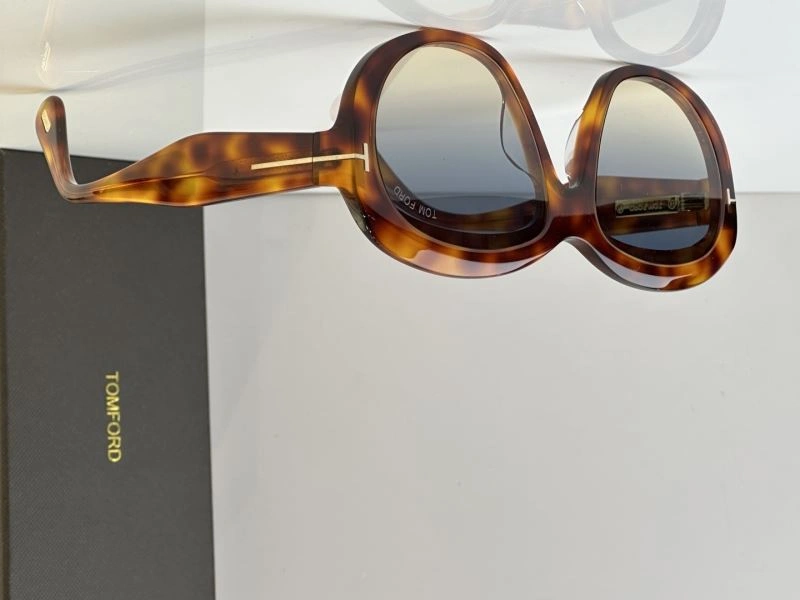 Tom Ford Sunglasses Lightweight 282412