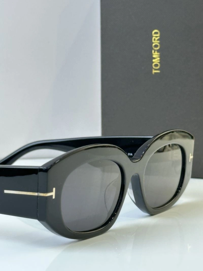 EasyCare Tom Ford Sunglasses 282403