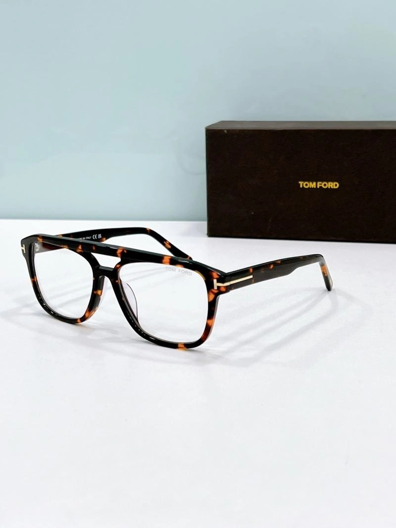 Tom Ford Sunglasses Compact 282407