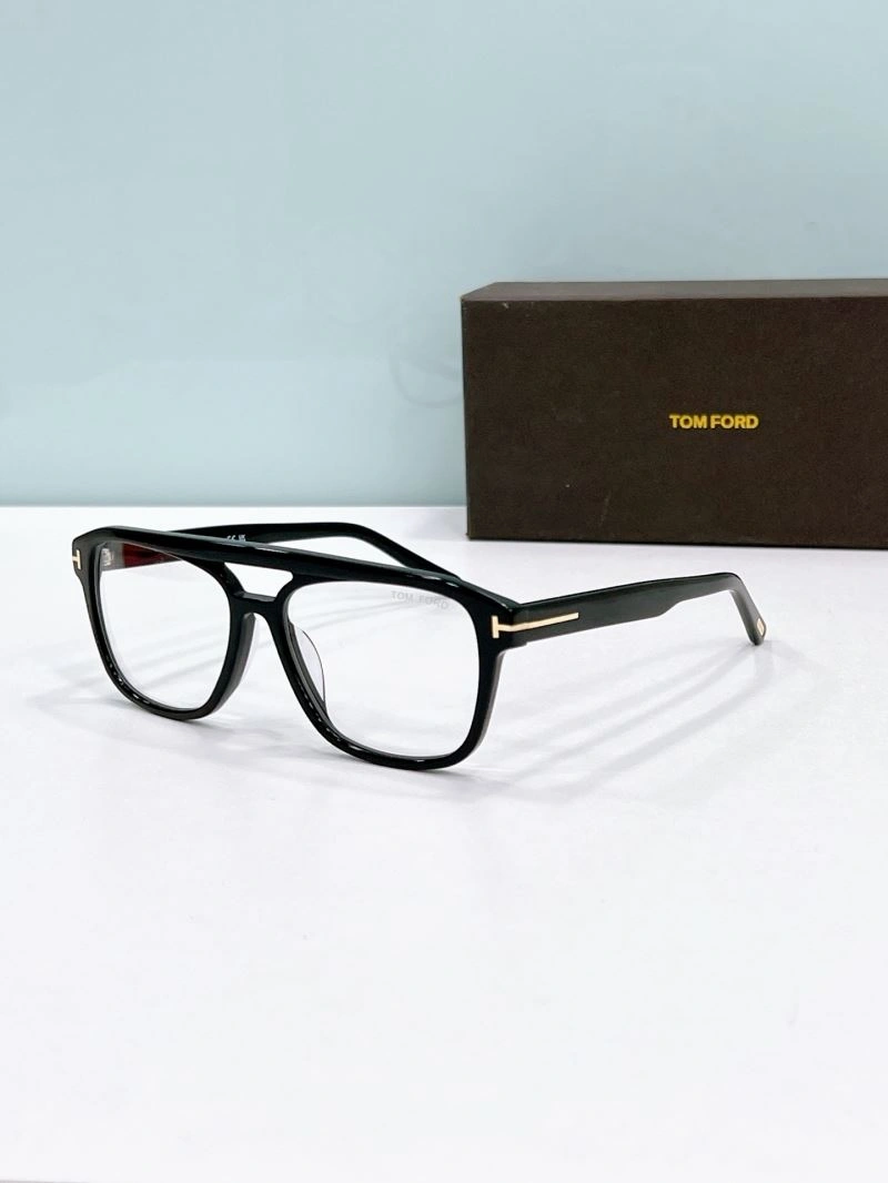 Tom Ford Sunglasses Compact 282407
