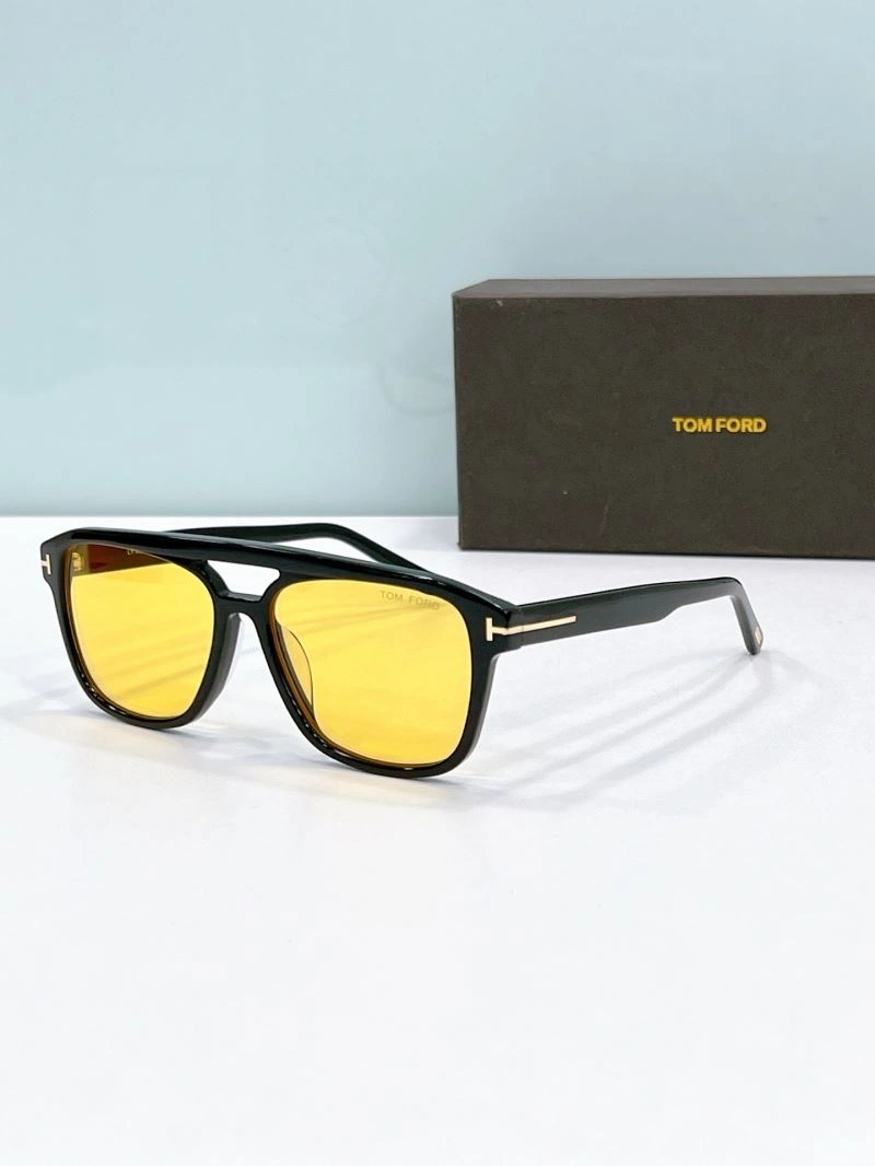 Tom Ford Sunglasses WrinkleFree 282408