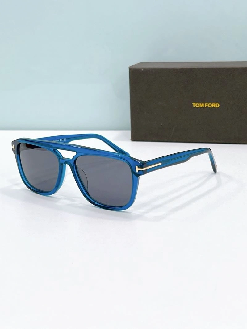 Tom Ford Sunglasses WrinkleFree 282408