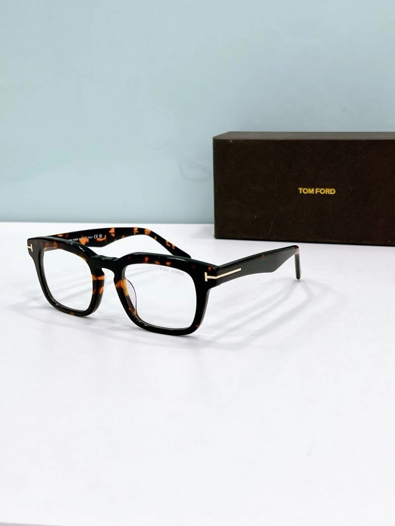 Tom Ford Sunglasses MoistureWicking 282400