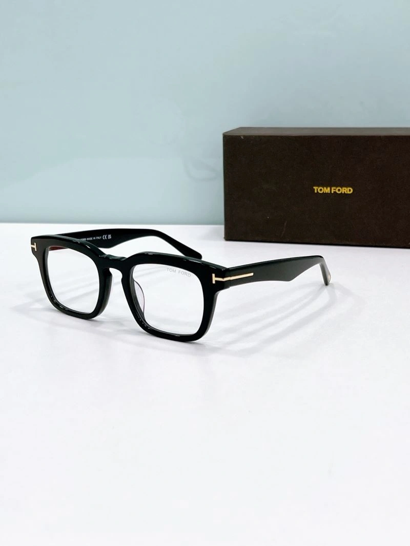 Tom Ford Sunglasses MoistureWicking 282400