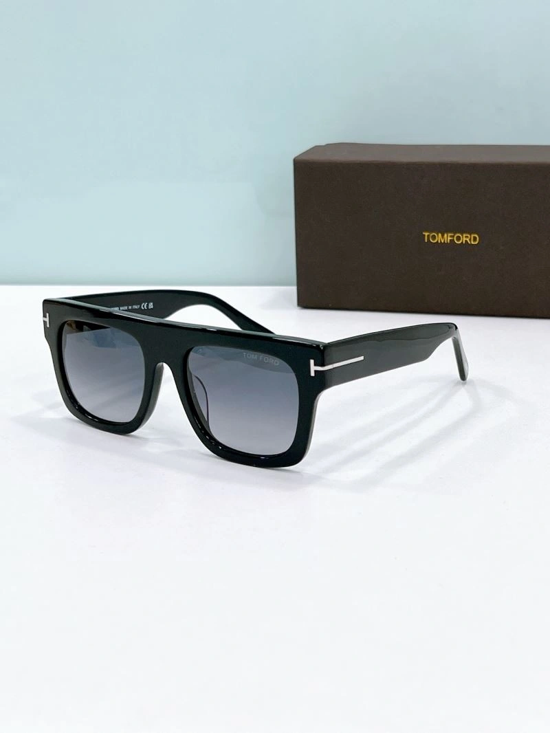 Tom Ford Sunglasses UrbanStyle 282417