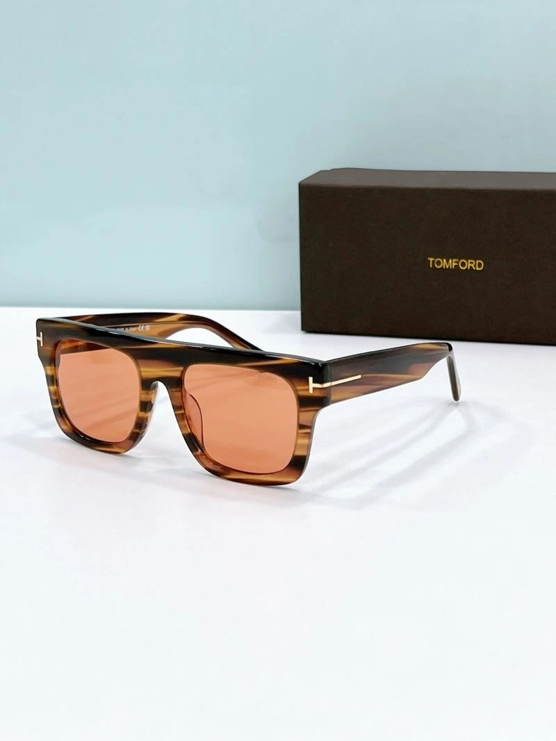 Tom Ford Sunglasses UrbanStyle 282417