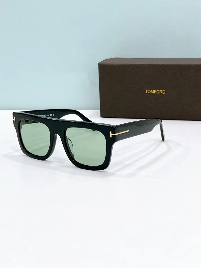 Tom Ford Sunglasses UrbanStyle 282417