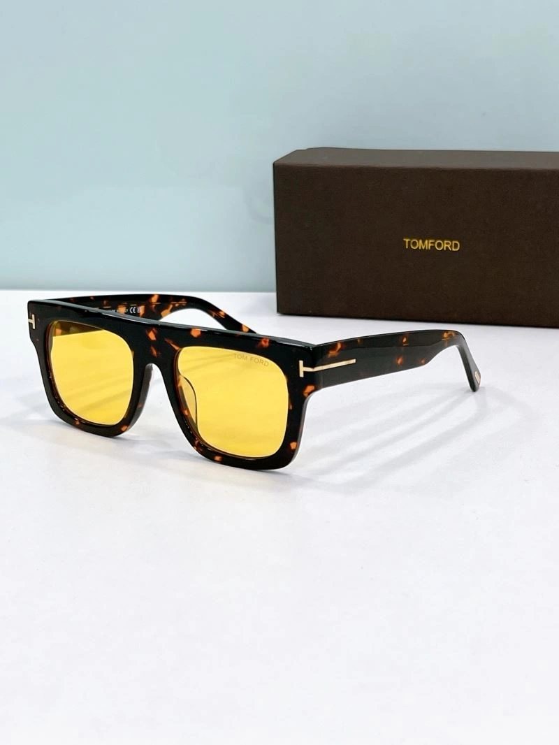 Tom Ford Sunglasses UrbanStyle 282417