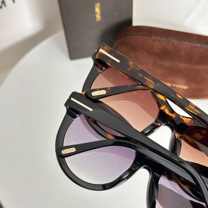 Tom Ford Sunglasses Functional 282410