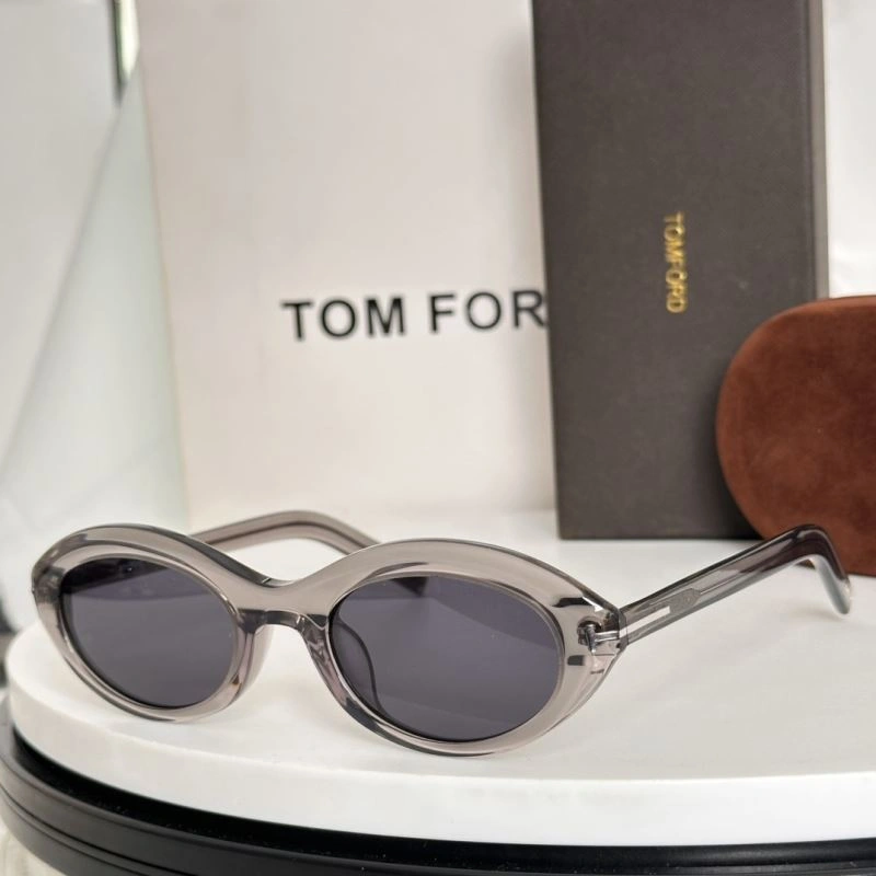 FashionForward Tom Ford Sunglasses 282402