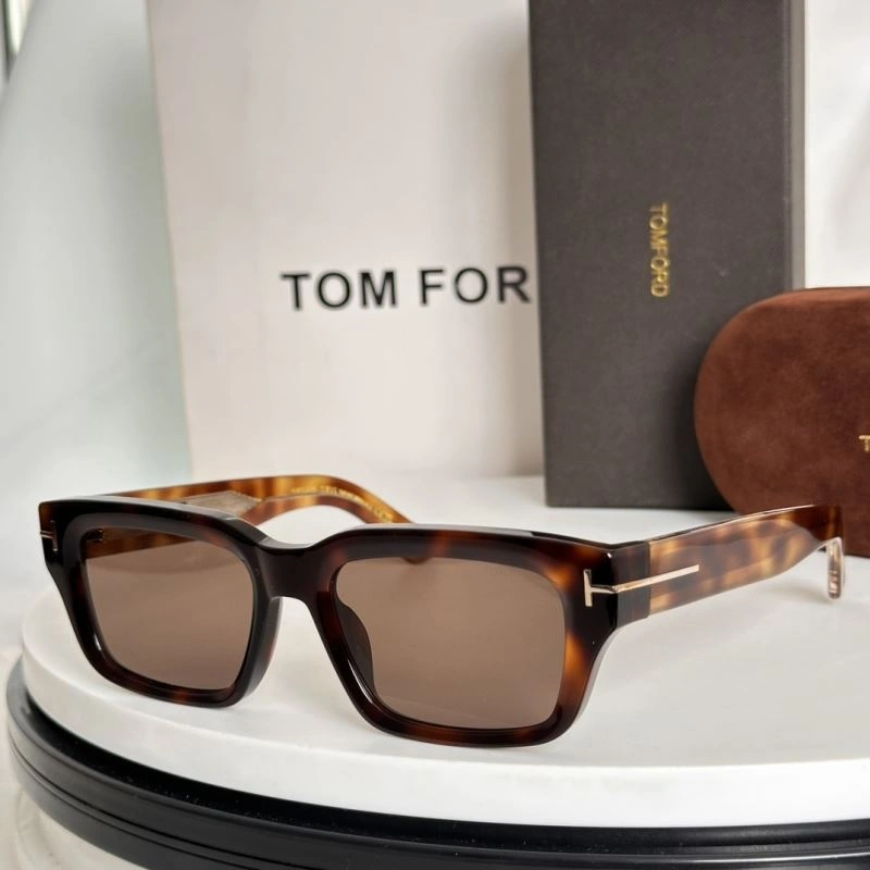 Tom Ford Sunglasses WellDesigned 282390