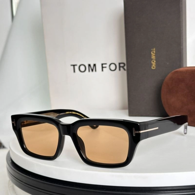 Tom Ford Sunglasses WellDesigned 282390