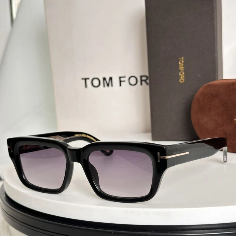 Tom Ford Sunglasses WellDesigned 282390