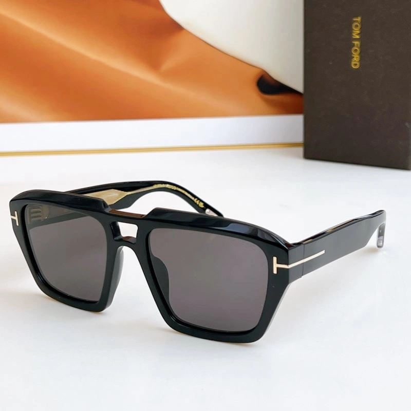 Durable Tom Ford Sunglasses 282398