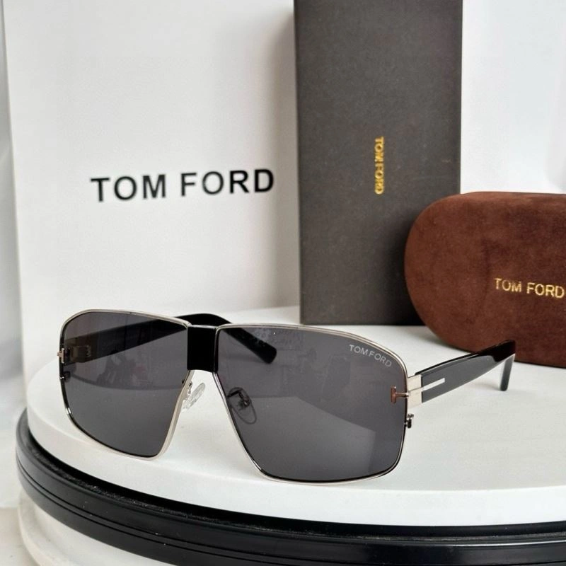 Tom Ford Sunglasses Trendy 282399