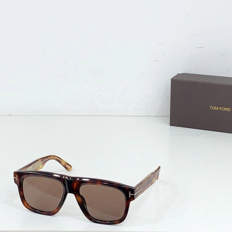 Durable Tom Ford Sunglasses 282382