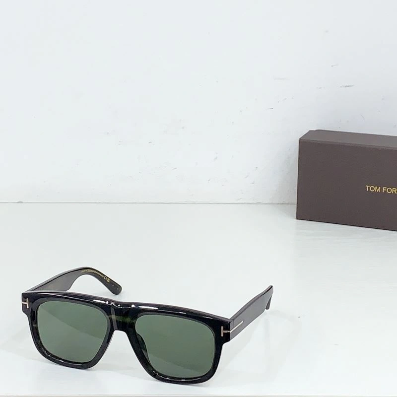 Durable Tom Ford Sunglasses 282382
