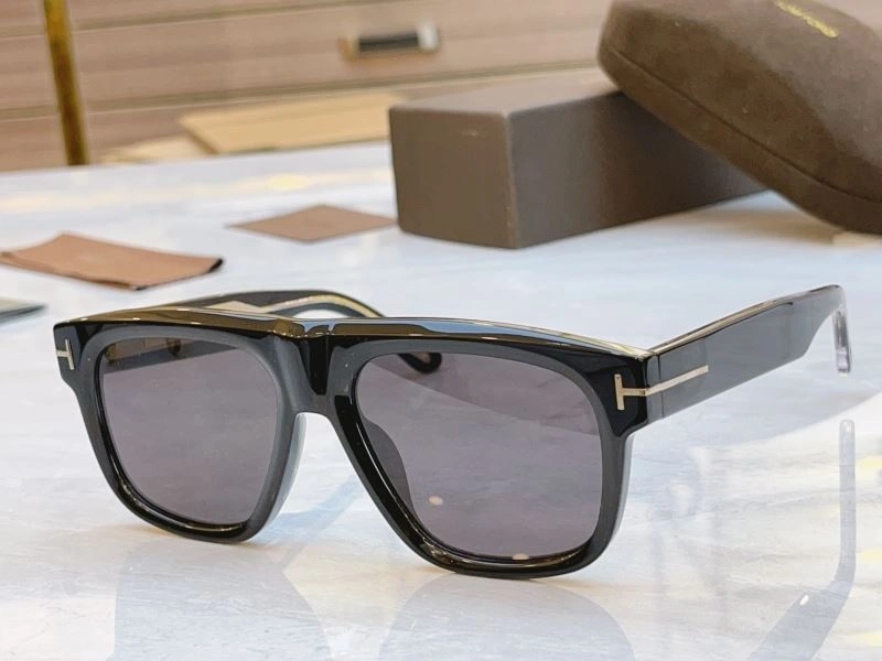 Tom Ford Sunglasses Tailored 282388
