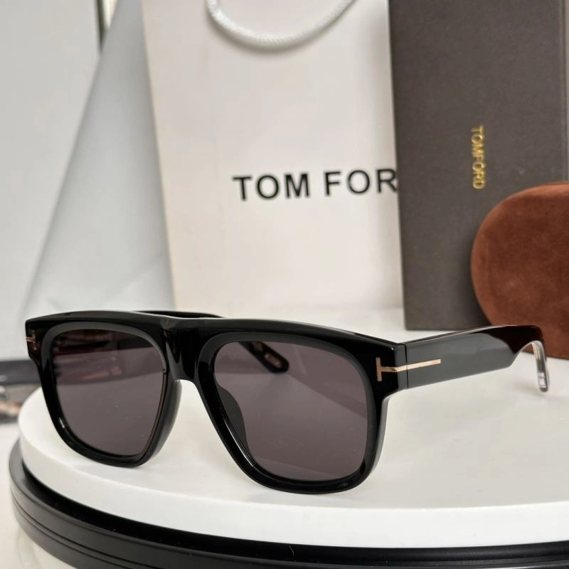 Bold Tom Ford Sunglasses 282381