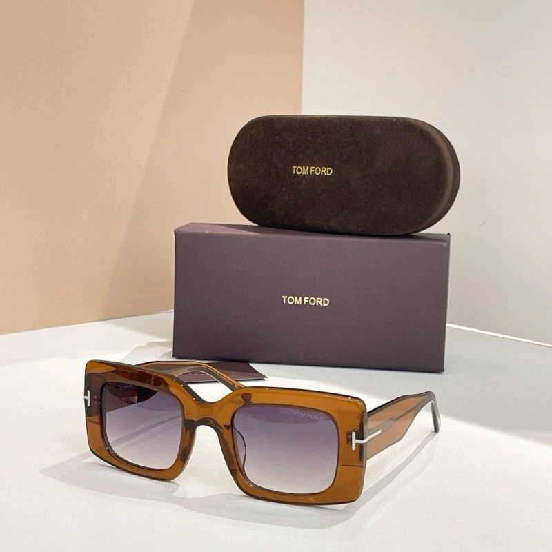 Tom Ford Sunglasses TravelReady 282376