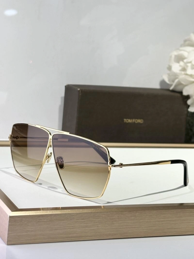 Tom Ford Sunglasses Colorful 282368