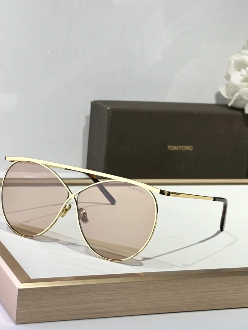 Tom Ford Sunglasses StreetReady 282359
